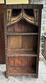 Libreria etnica antica