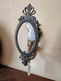 LAMPADARIO IN FERRO BATTUTO E 2 ABAT- JOUR