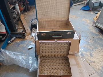 valige di cartone vintage. 