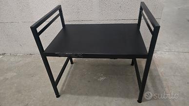 Ripiano nero in metallo