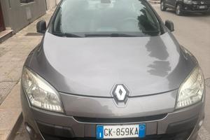 Renault megan station