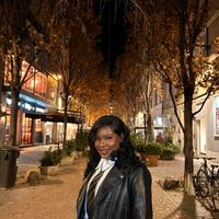 Cameriera/cameriera ai piani/babysitter