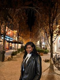 Cameriera/cameriera ai piani/babysitter