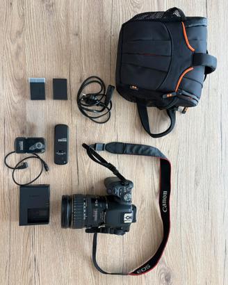Canon  EOS 200D  Reflex - Fullset  28-135mm