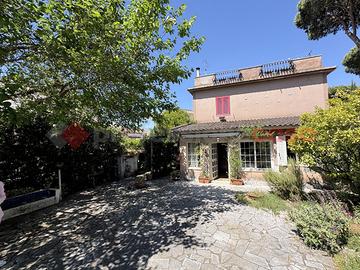 Villa singola Terracina [Cod. rif 3314555VRG]