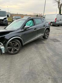 Cupra Formentor del 2023 per pezzi di ricambio