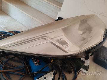 Faro ford kuga originale
