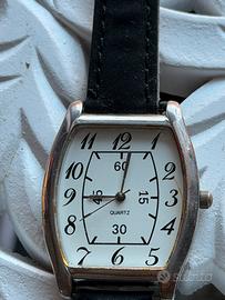 Orologio classico al Quarzo