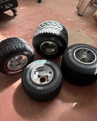 Cerchi pioggia free line con gomme