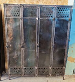 Antico armadio spogliatoio 4 ante