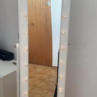 specchiera a contenitore 