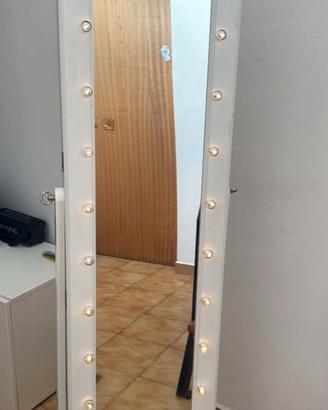 specchiera a contenitore 