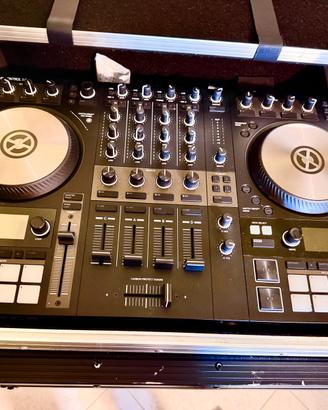 Traktor Kontrol S4 MK3 + Flight Case +Alimentatore