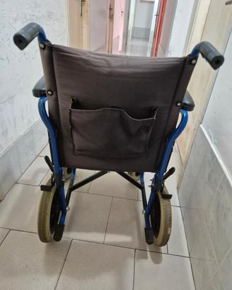 Sedia a rotelle per disabili o anziani