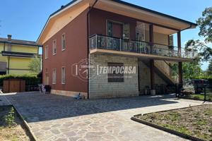APPARTAMENTO PIANO TERRA CON GIARDINO ESCLUSIVO