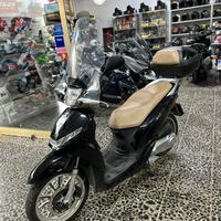 Peugeot Belville 200 - 2018 - paravento e bauletto