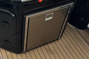 FRIGO ISOTHERM CRUISE INOX 49 CLEAN TOUCH 12/24v