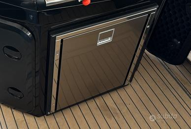 FRIGO ISOTHERM CRUISE INOX 49 CLEAN TOUCH 12/24v