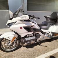 Honda Goldwing Bianco Perla