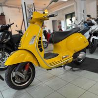 VESPA GTS 300 Super GTS S