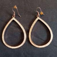 Orecchini pendenti con brillantini