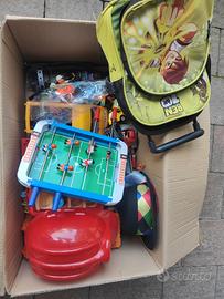 Scatola giochi vari usati 