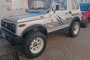 Suzuki samurai 1000cc
