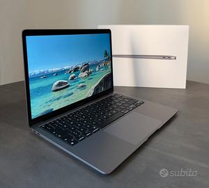 Macbook Air 13” M1 8-Core 8GB RAM