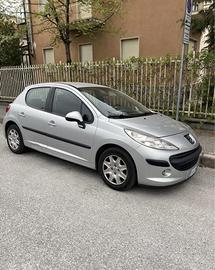Peugeot 207 benzina gpl