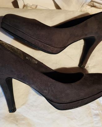 Decoltè Donna scamosciato grigie plateau. N. 38 