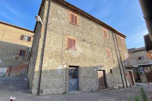 CASA INDIPENDENTE A MONTEFIASCONE