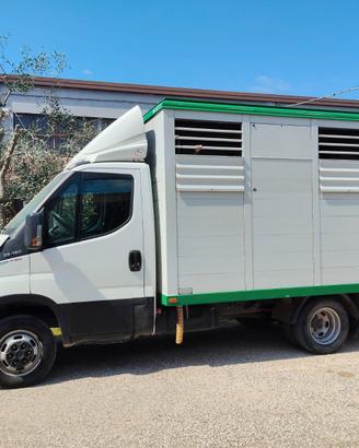 IVECO DAILY 35C18