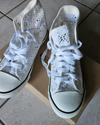Scarpe modello tipo converse all stars