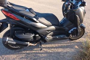 Yamaha xmax 400 tech max
