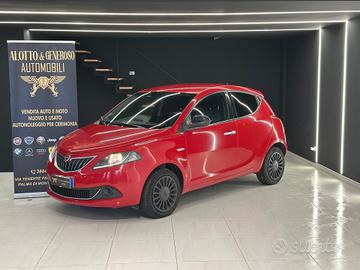 Lancia Ypsilon 1.0 70 CV S&S Hybrid Gold 2022