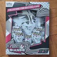 Pokémon Collezione con Raccoglitore Fuoco Bianco