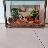Teca decorativa soprammobile con fiori