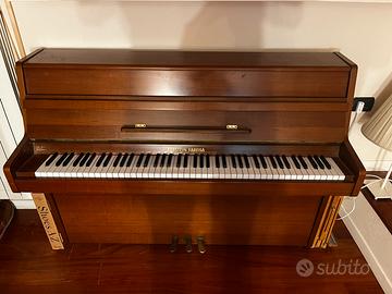 Pianoforte verticale (a muro) Fursetin Farfisa