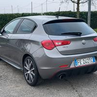 alfa romeo giulietta 1750i veloce tct