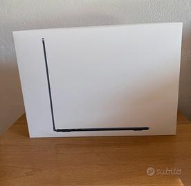 MacBook Air da 13 M 4 Mezzanotte