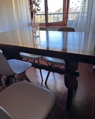 Tavolo in legno