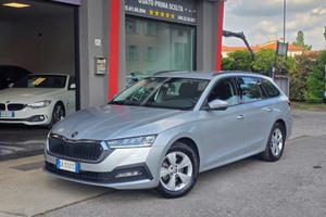 SKODA Octavia 2.0 TDI EVO SCR DSG Wagon Executiv