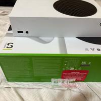 Xbox Series S + dock