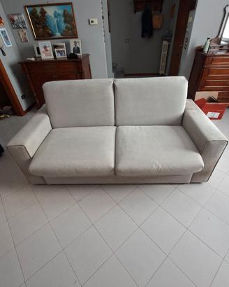 Divano letto matrimoniale 