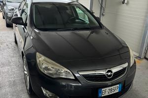 Opel Astra 1.7 CDTI 110CV 5 porte Cosmo