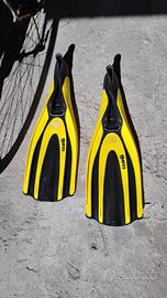 Pinne Mares per snorkeling