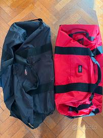 Borsoni EASTPAK rosso e nero