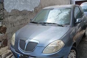 Lancia y 1.2 8v