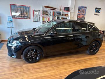 Opel Corsa 1.2 Design & Tech DA VETRINA !!!