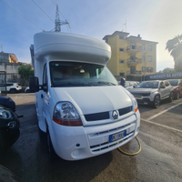 Camper semintegrale renault master